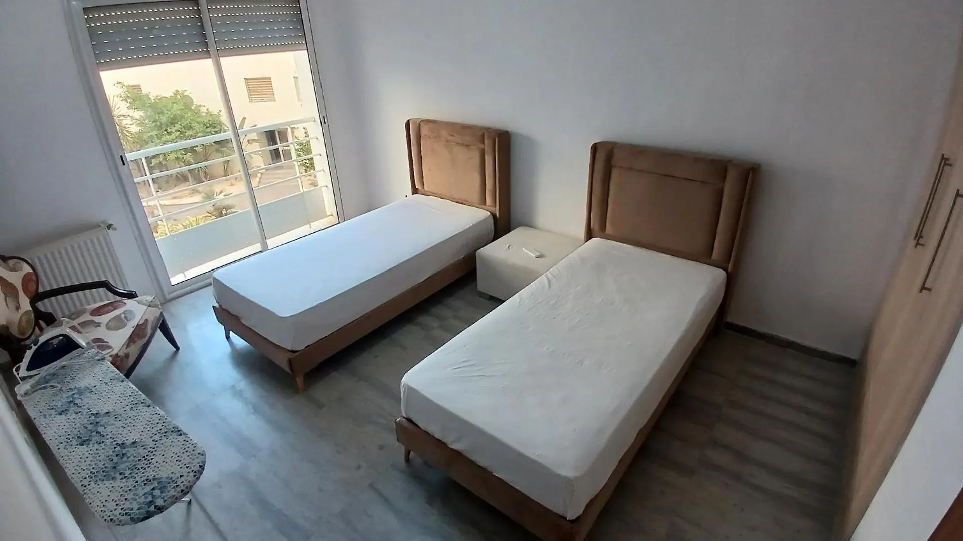 Zen Inn Lac 2 With 3 Bedrooms Tunis 0*,  Tunisia